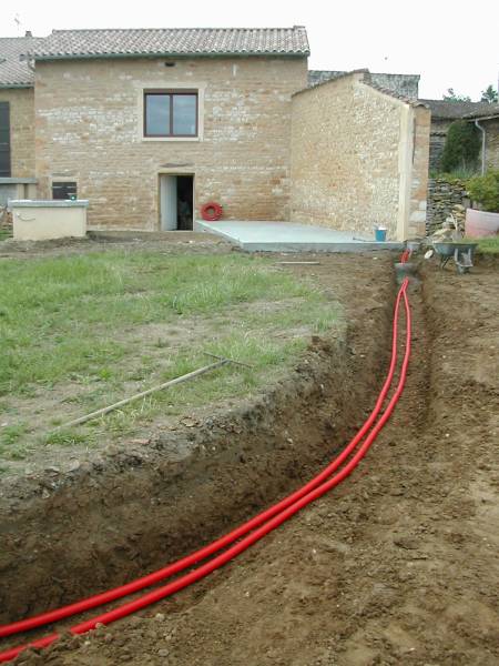 Réalisation d’une grande allée et parking en gravillonnage concassé Saint-Martin-Belle-Roche dans le Rhône