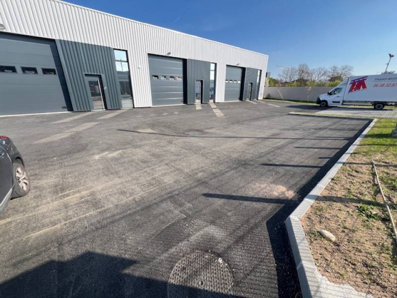 Aménagement extérieur complet site industriel GRANITE TP